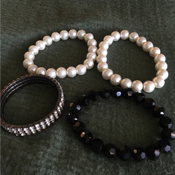 Set of bracelets (Forever 21) - Picture 4 of 5